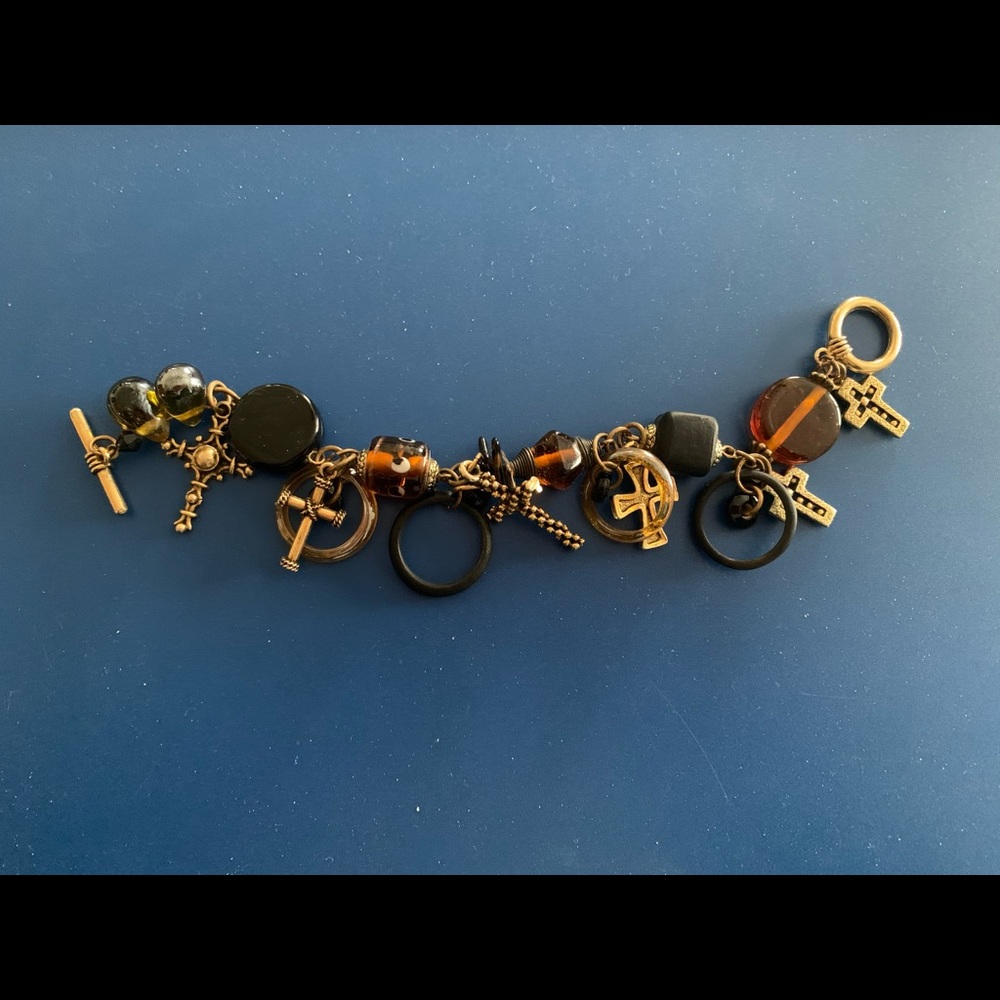 Cute Cross Bracelet - Picture 2 of 2